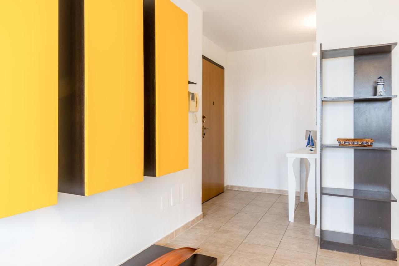 Lecce Colorful Flat With Terrace & Parking Lejlighed Eksteriør billede