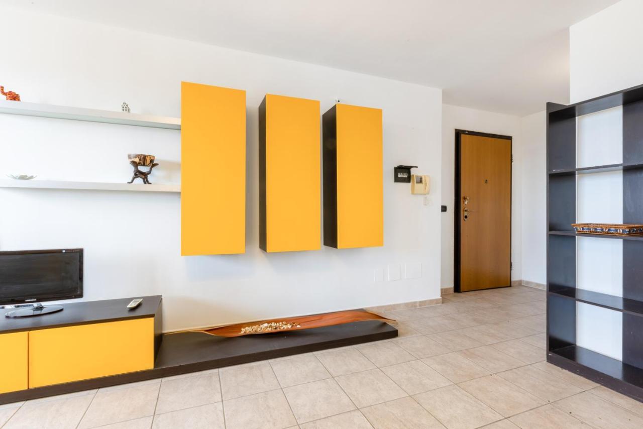 Lecce Colorful Flat With Terrace & Parking Lejlighed Eksteriør billede